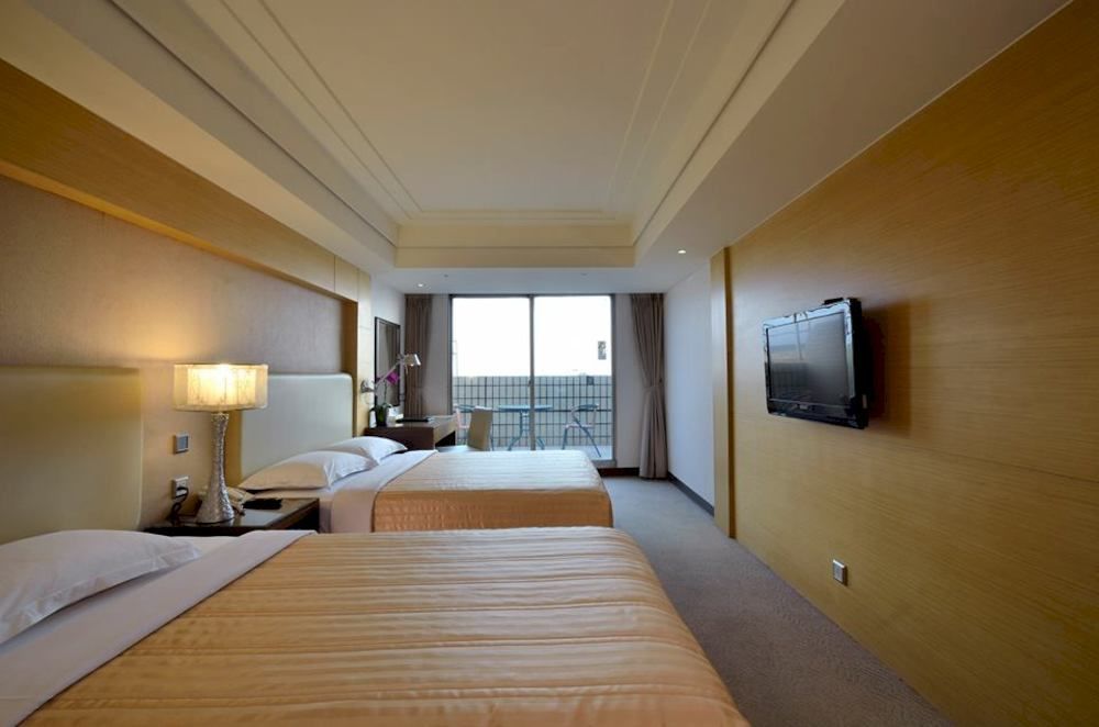 Ever Delightful Business Hotel Csiaji Kültér fotó