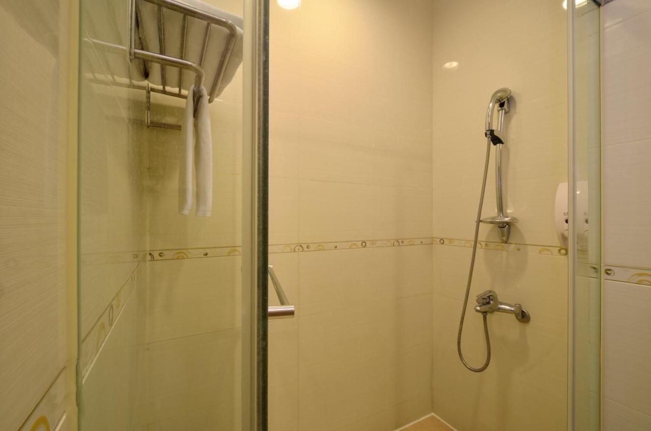 Ever Delightful Business Hotel Csiaji Kültér fotó