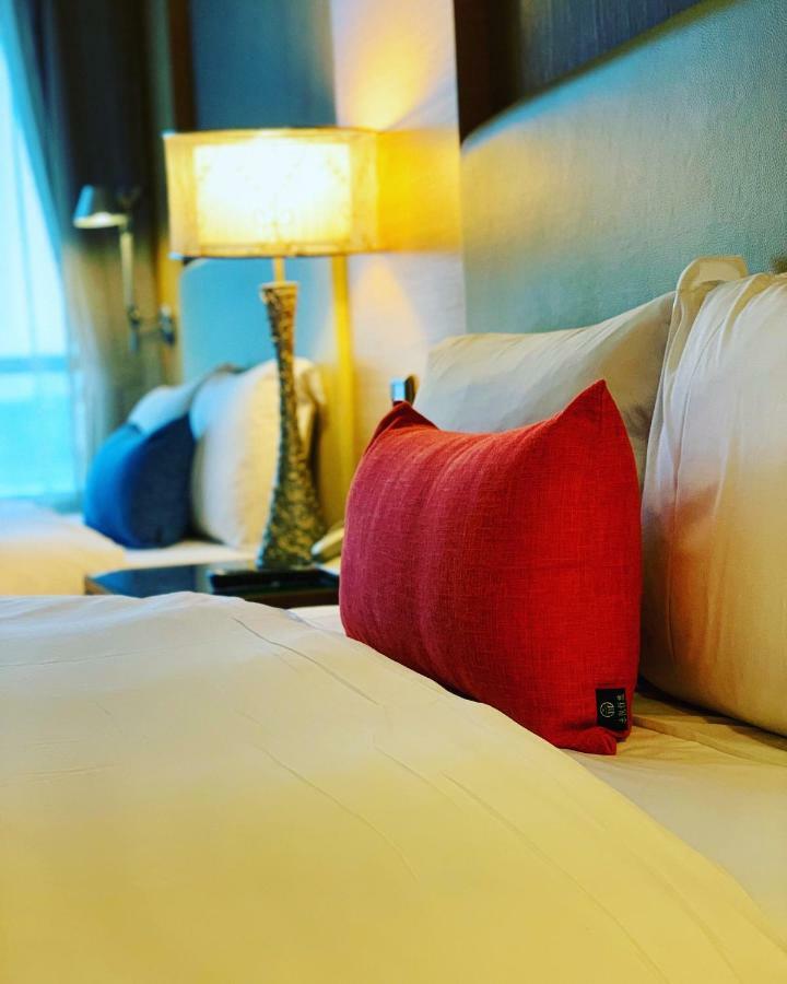 Ever Delightful Business Hotel Csiaji Kültér fotó