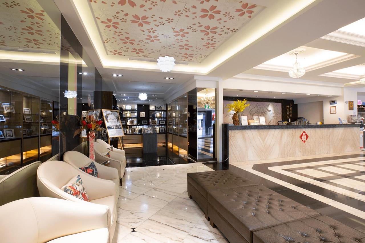 Ever Delightful Business Hotel Csiaji Kültér fotó